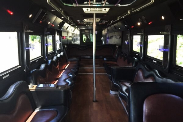 Limousine buses Philly